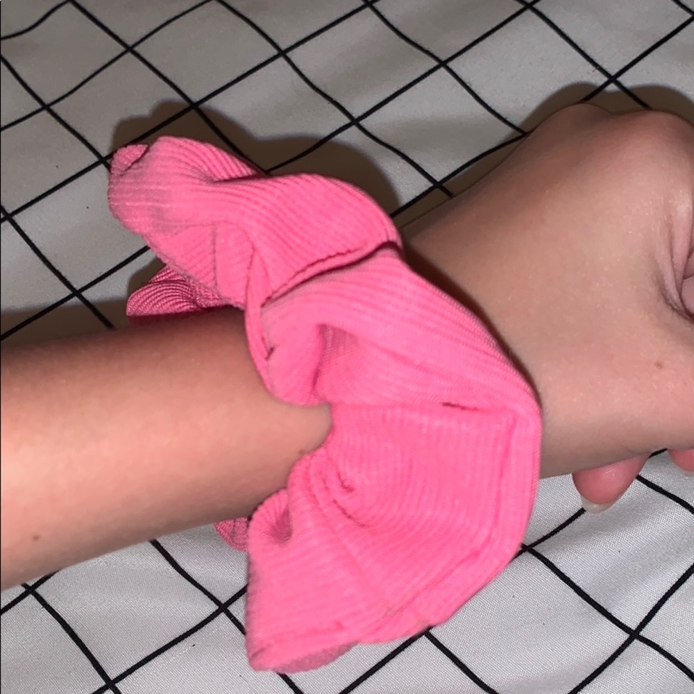 Scrunchie - Picture 2 of 2